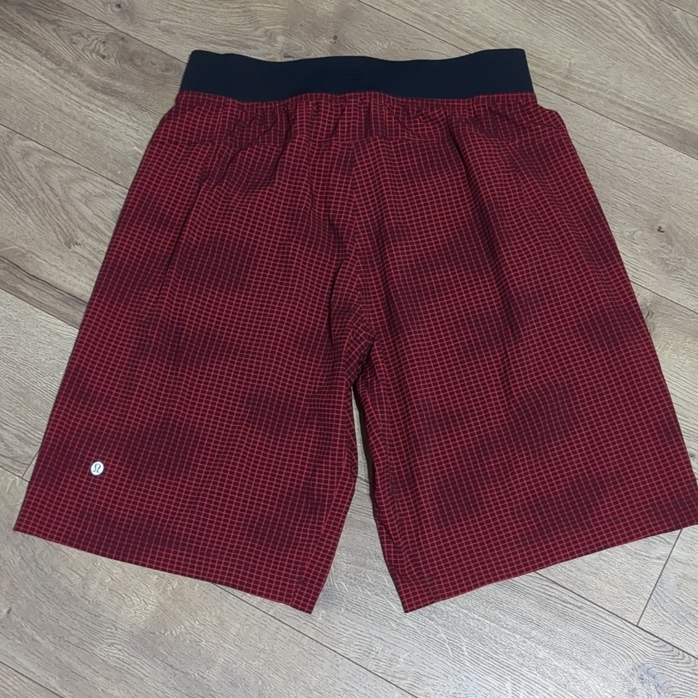 Lululemon Men's RARE Core Short Grid Red size M - Picture 2 of 10